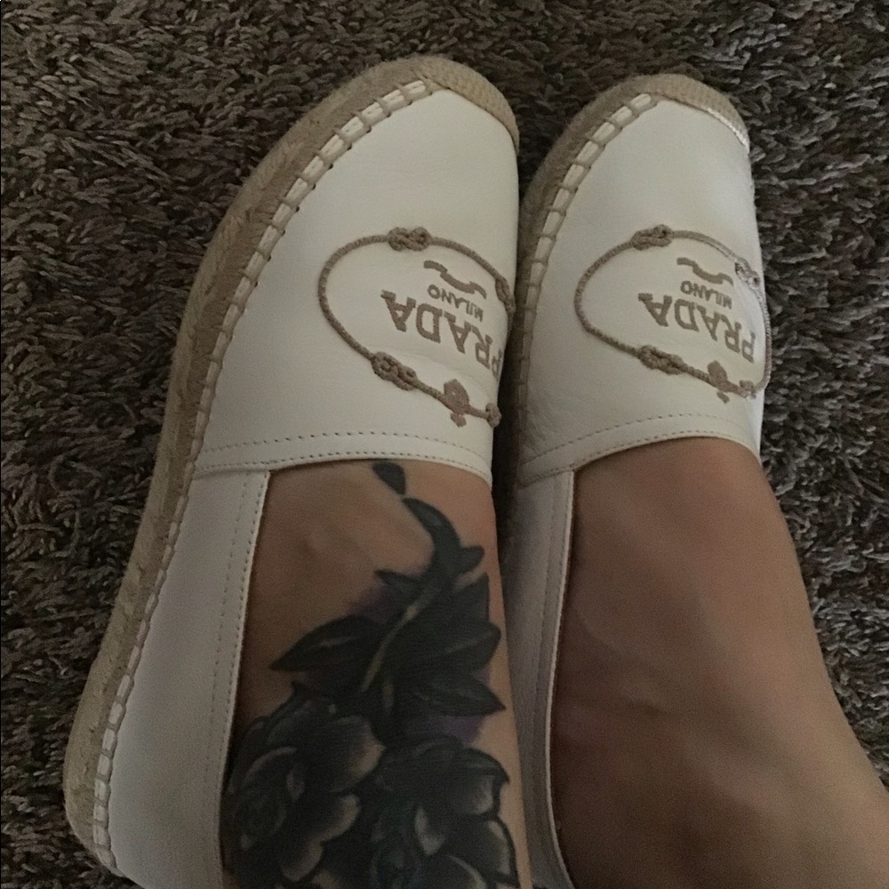 SOLD💞💞💞PRADA Logo leather espadrilles 6 - Picture 3 of 4